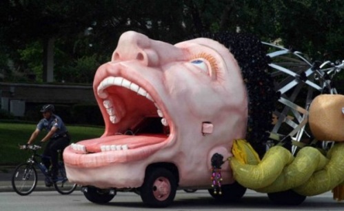 Car in the Shape of Open Mouth
