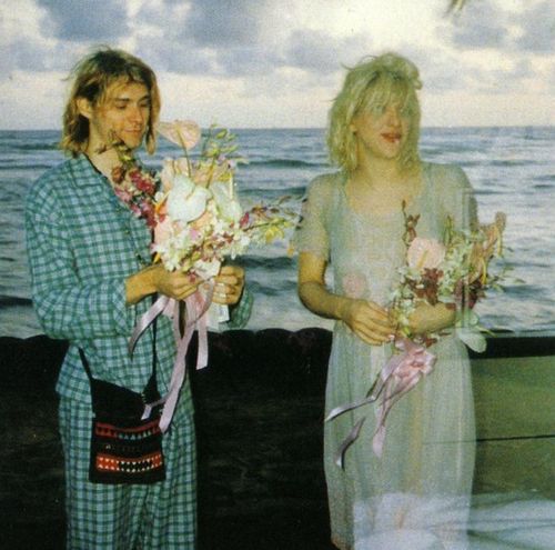 Crazy Celebrity Kurt Cobain With His Wife
